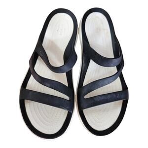 Crocs women's swift water slide sandals strappy sports wear black & white sz 8